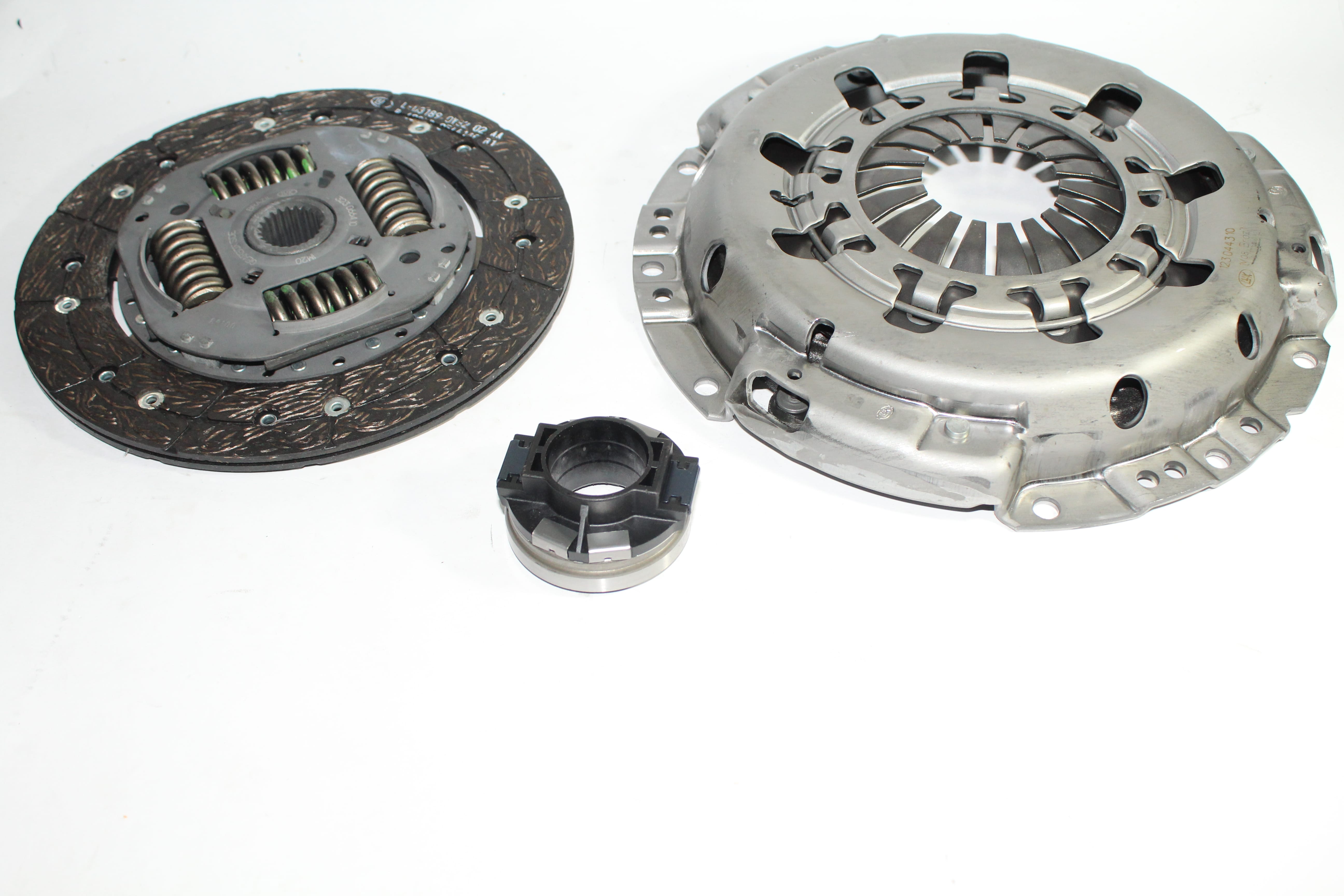 KIT EMBREAGEM COM ROLAMENTO MITSUBISHI L200 GL GLS L 87CV 1990 A 2004 L300 2.5 GL GLS L