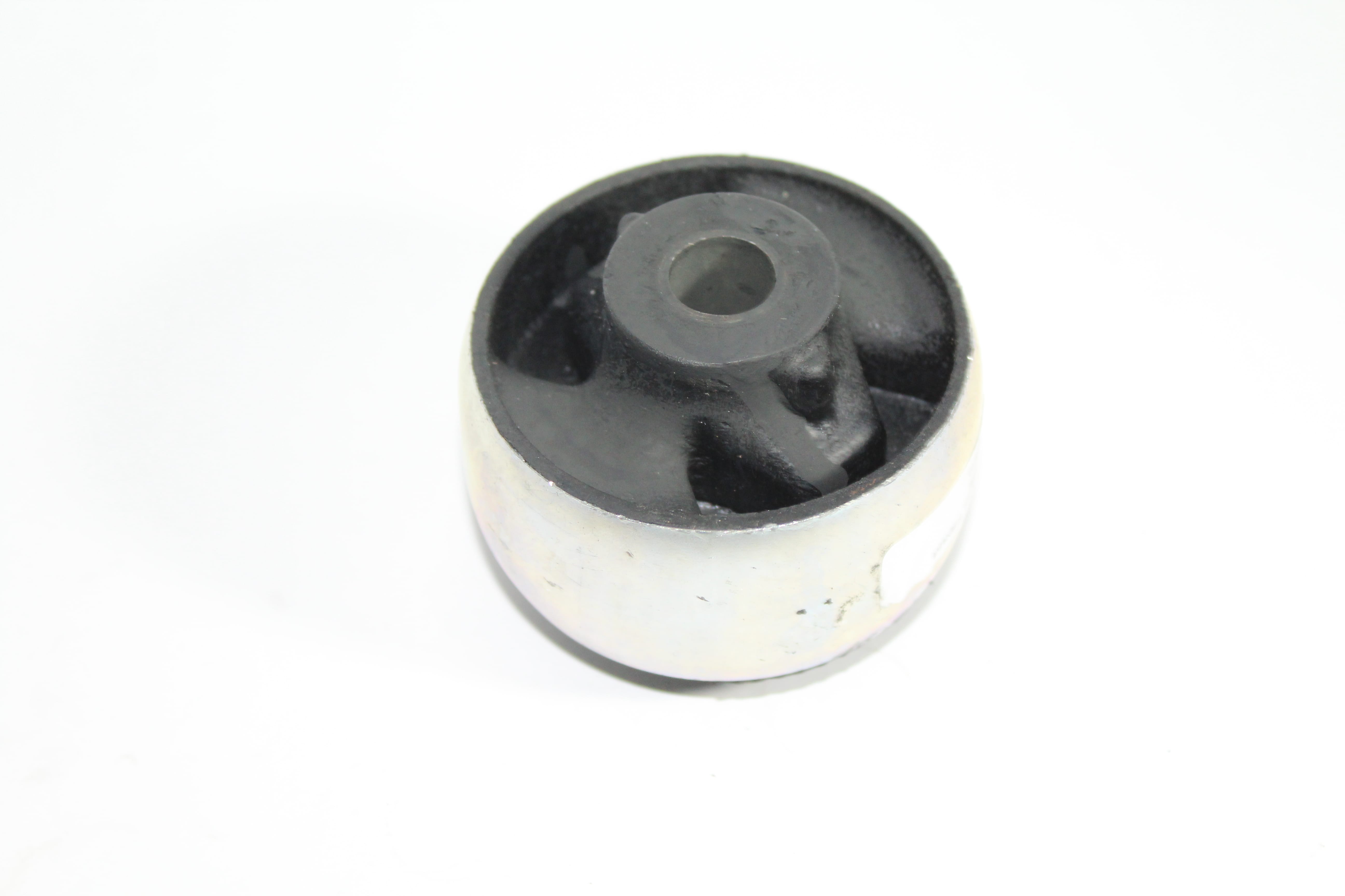 BUCHA BANDEJA SUSPENSAO DIANTEIRA PARTE TRASEIRA FORD FIESTA COURIER 1996/
